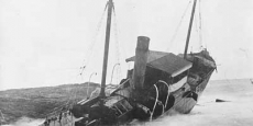The "S.S. Wellington" sinks off Nambucca Heads in 1892 Date of photograph: 1892
